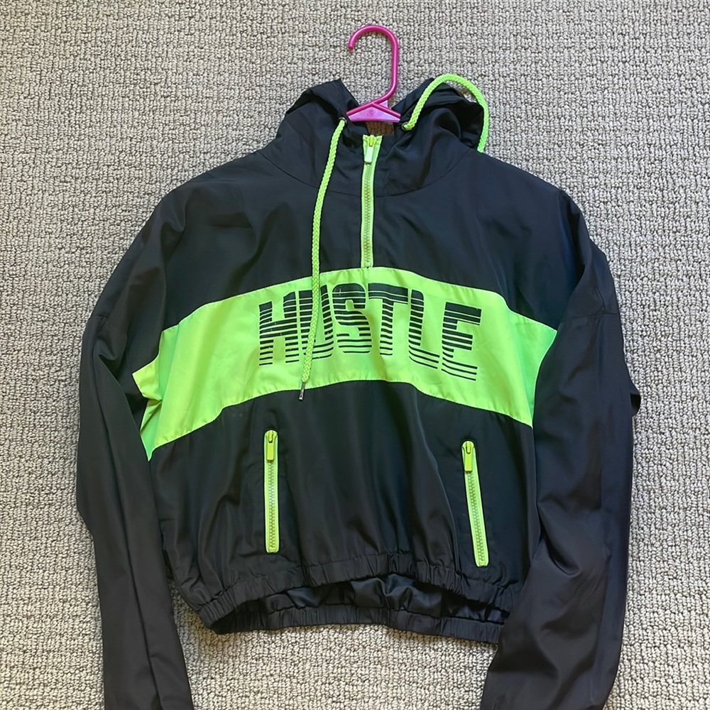 rue21 windbreaker